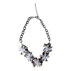 Statement Floral Necklace – Black & Crystal Beaded Flowers Metal Chain
